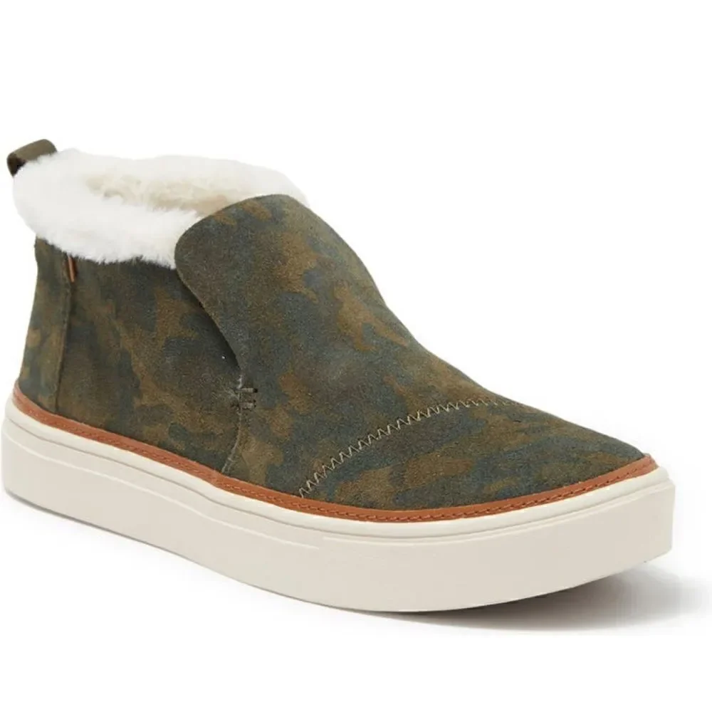Toms Women’s Paxton faux fur trimmed sneaker size 6; 6,5; 7; 7,5 NIB